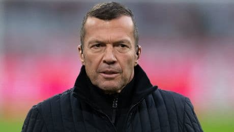 Es geht um seinen Job - Was Matthäus Eberl fragen würde
