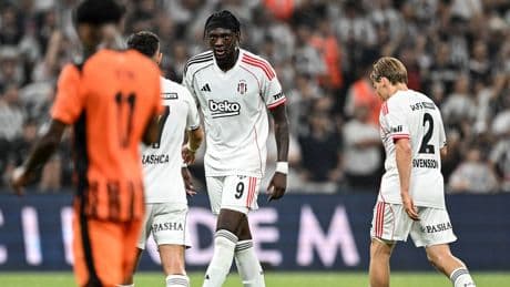 Beşiktaş'ta flaş sakatlık: Tammy Abraham karşılaşmaya devam edemedi!