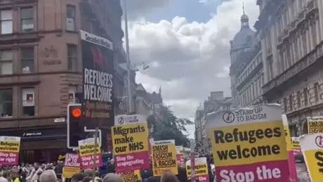 Hundreds gather in Glasgow city centre protest to UKIP ‘mass deportations’ march
