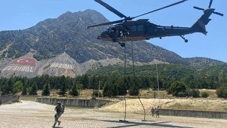 MSB: 'Çabuk İniş ve Tahliye Eğitimi' gerçekleştirildi