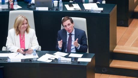 Almeida, a pulso con Maroto, Smith y Rubiño: &quot;¿Hasta dónde alcanza su amargura porque los madrileños no les votan?&quot;