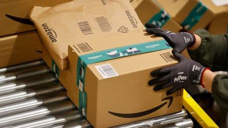 Amazon livre gratuitement les livres dans ses casiers et c'est illégal pour le Médiateur du livre