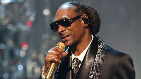 Rapper Snoop Dogg koopt minderheidsaandeel Swansea, waar ook Modric eigenaar is