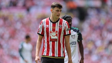 Feyenoord contracteert vóór Fenerbahce thuis al nieuwe verdediger: Anel Ahmedhodzic (26) vult gat in defensie