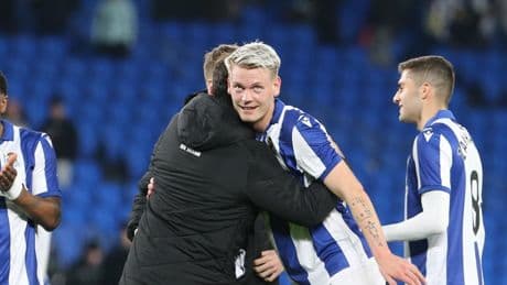 Óskarsson se ejercita en solitario y Zakharyan afina su puesta a punto en el día libre de la plantilla