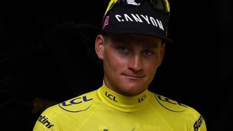 Mathieu van der Poel & co na feestweekend kapot door afhaken zwaargewonde Jasper Philipsen: ’Ik had tranen in mijn ogen’