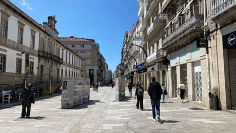 Detenido en Vigo un joven turista británico por intentar robar un cinturón en Príncipe