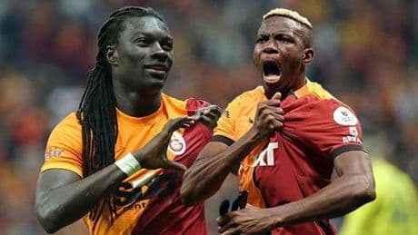 Galatasaray’ın eski golcüsü Gomis’ten Osimhen’e mesaj var!
