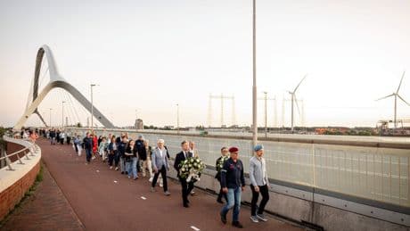 De bom viel op Nagasaki, ‘de rouw is universeel’, zegt de zoon van de overlevende  in Nijmegen