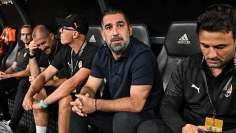 Arda Turan'a Ukrayna'da şok! 'Utanç verici olduğunu düşünüyorum'