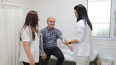 15 ayda 27 bin kişi ücretsiz sağlık hizmetinden yararlandı