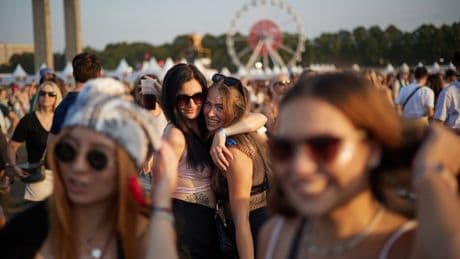 Neues Geschäftsmodell: Airbnb kooperiert mit Konzertagentur Live Nation