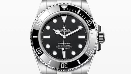 Sie würgten sie im Hausflur - Brutale Rolex-Räuber klauen Frau Uhr vom Arm