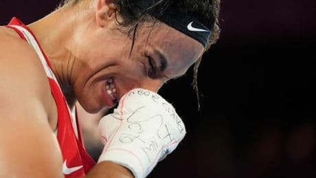 La nueva Federación de Boxeo obligará a Imane Khelif a que pase pruebas de género