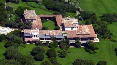 Spunta un acquirente arabo per Villa Certosa. Fininvest smentisce