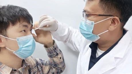 Groundbreaking new contact lens lets people see even in dark