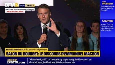 Bourget : Emmanuel Macron pointe l'importance de l'accélération du spatial en matière de défense