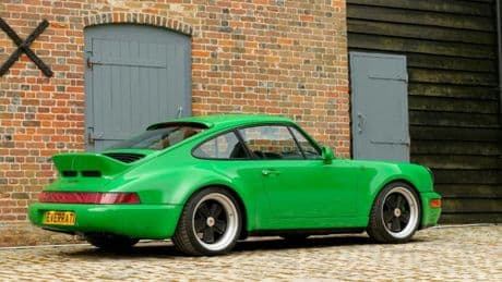 Este Porsche 911 convertido en eléctrico indignará a los más puristas, pero es más rápido que el original de gasolina