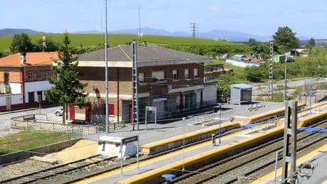 Fallece una menor de 17 años electrocutada en una estación de tren de Álava