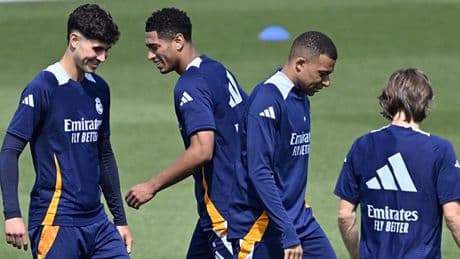 Real Madrid'den flaş transfer! Dean Huijsen imzayı attı