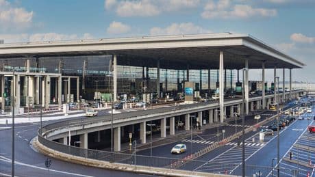 Schönefeld genehmigt Bebauungsplan - 2026 Baustart für Abschiebezentrum am BER