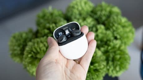 Google&#8217;s Pixel Buds 2A add Gemini, noise cancellation, and a replaceable battery