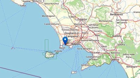 Terremoto ai Campi Flegrei, scossa di magnitudo 4.4 fa tremare Napoli