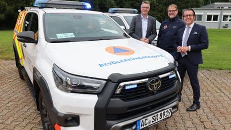 Aachen: Städteregion schafft zehn neue Warnfahrzeuge an