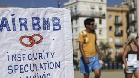 La otra cara del veto a Airbnb: hoteles más caros y escasa mejoría en el alquiler de viviendas