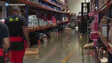 Lluvias torrenciales inundan Santander y colapsan los servicios de emergencia