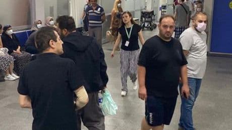 50 işçi zehirlenme şüphesiyle hastaneye kaldırıldı