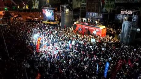 CHP’nin mitingi Adana’da: “250 bin kişi Zeydan Karalar’a sahip çıkıyor”