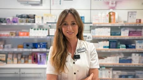 Piluca Barrau, farmacéutica: “Las mujeres no deberían normalizar la infección de orina cada verano porque la cistitis se puede prevenir si sabes cómo”