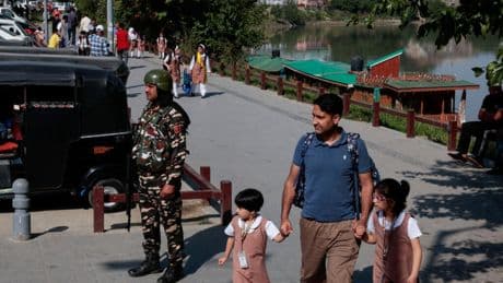Entre l'Inde et le Pakistan, la méfiance perdure malgré le cessez-le-feu