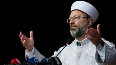 Diyanet’e ‘uygun olmayan eserleri’ imha yetkisi... İlahiyatçılardan sert tepki: 'Tarikat ve bazı grupları da denetleyecek mi?'