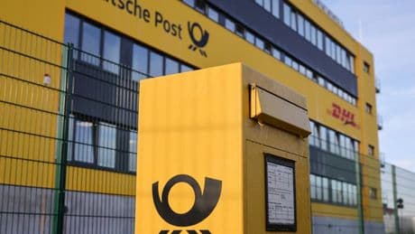 Face à l'incertitude provoquée par les droits de douane, la poste allemande suspend l'envoi de petits colis aux États-Unis