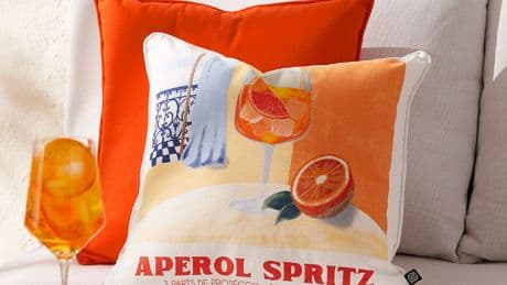 8 small summer décor swaps that instantly lighten up your space