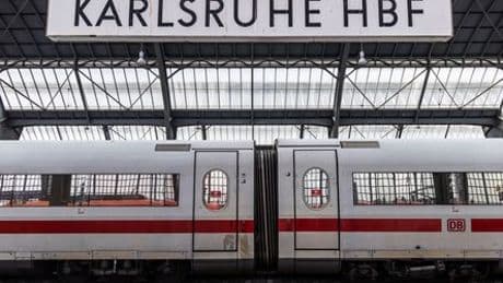 Baden-Württemberg: Blitzschlag am Karlsruher Hauptbahnhof führte zu zeitweiser Sperrung