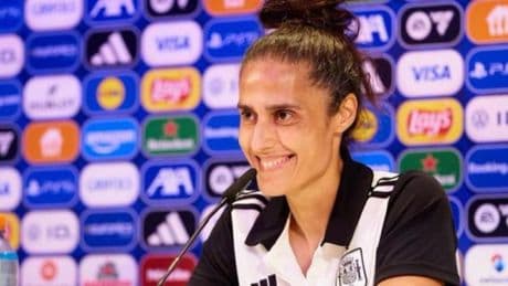 Montse Tomé: "España tiene que tener el balón"