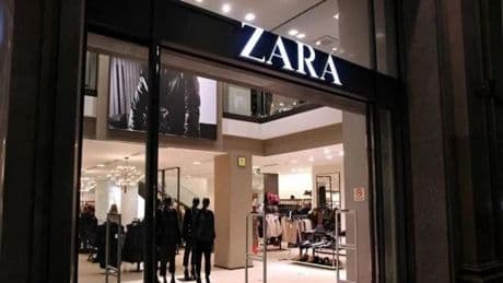 Zara vende la camisa primaveral más elegante y barata de la temporada: disponible por solo 15,99 euros