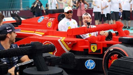Freche Aktion kurz vorm Miami-GP - Ferrari betrügt beim Lego-Rennen der Formel 1
