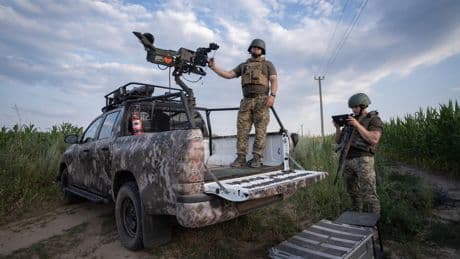 Guerre en Ukraine, jour 1238 : Zelensky reconnaissant envers Trump, Lavrov en Chine