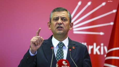 Özel'den “100 karası” toplantısında konuştu: Millete güveniyorum lan