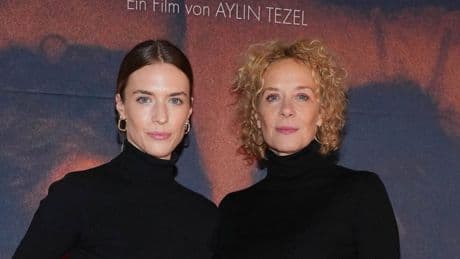 Katja Riemann: Die Schauspielerin wird zum ersten Mal Oma