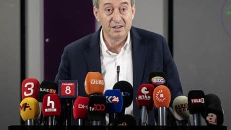 "Barışı ve demokrasiyi hediye edeceğiz"