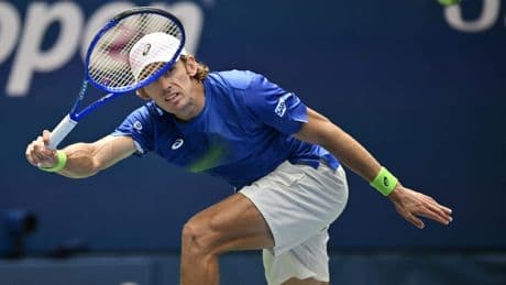 US Open: Alex de Minaur stuit op Félix Auger-Aliassime in kwartfinales, Iga Swiatek en Naomi Osaka bij vrouwen naar laatste acht