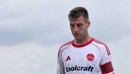 Trümmerhaufen Nürnberg - Rasiert Klose jetzt seinen Kapitän?