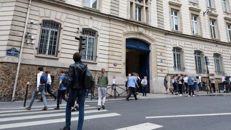 A son procès, l’ancien directeur de Saint-Jean-de-Passy met en cause le collégien qui l’accuse : « Ça paraît énorme, mais ce n’est que la vérité »