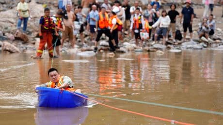 Chine: 30 morts en raison de fortes pluies à Pékin, plus de 80.000 évacuations