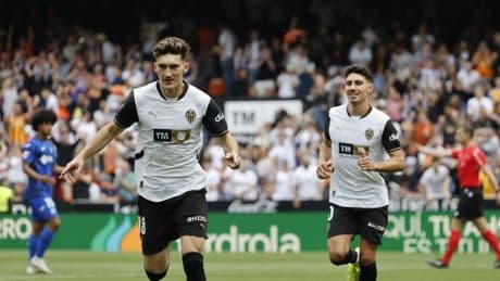 No sufrir y volver a los orígenes, objetivo del Valencia